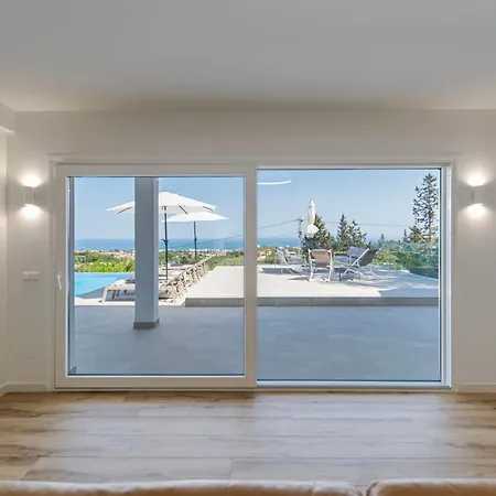 Happyplace - With Panoramic Sea View Heated Infinity Saltwater Pool Villa Malaga