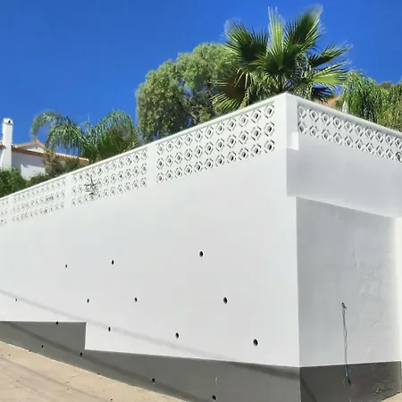 Happyplace - With Panoramic Sea View Heated Infinity Saltwater Pool Villa *